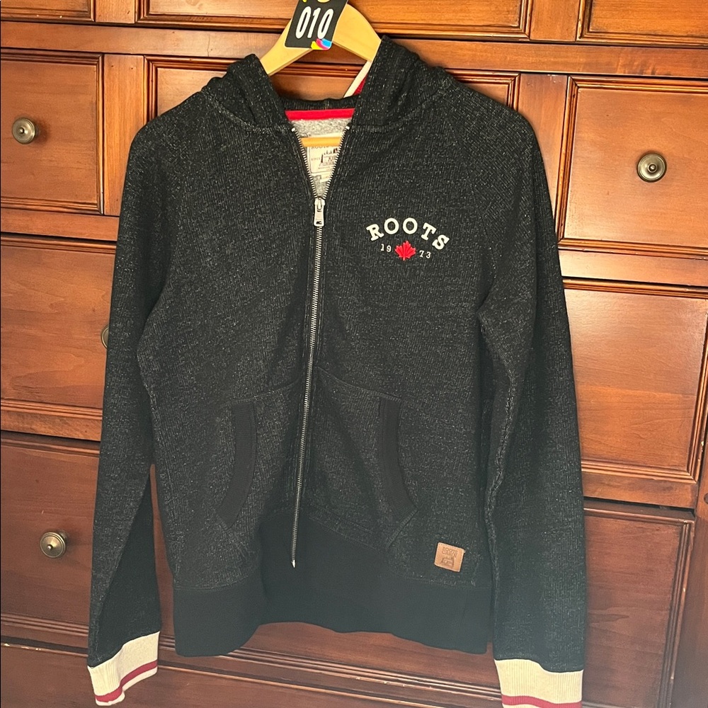Roots Cabin Full-Zip Hoodie – Charcoal Fleece-Lined Sweater, Size M